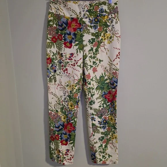 Joseph Ribkoff Floral Print Pants Women Size 6 High Waist Cropped Leg - Picture 3 of 9
